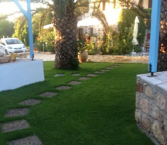 Patmos Garden شقة سكالا